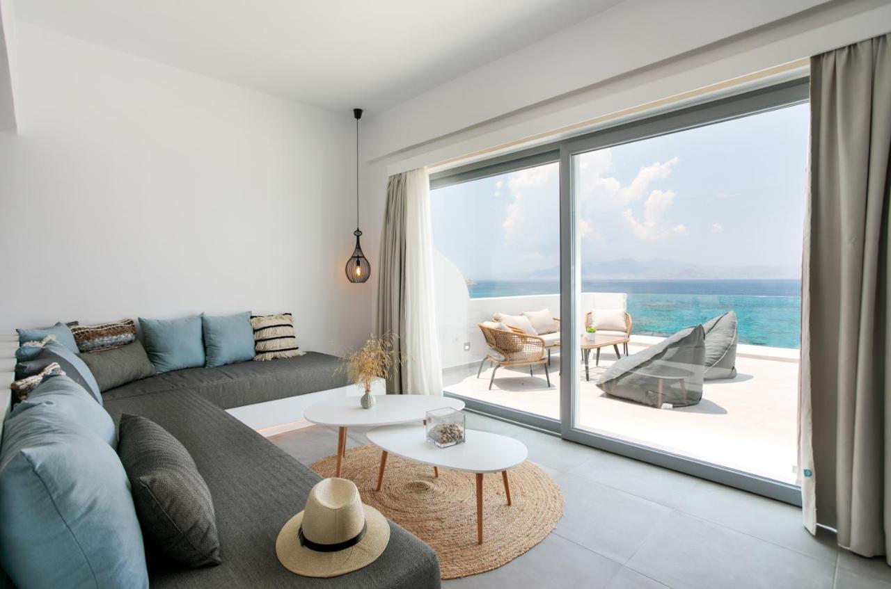 Seanfinity Beachfront Suites Mikri Vigla Exterior foto