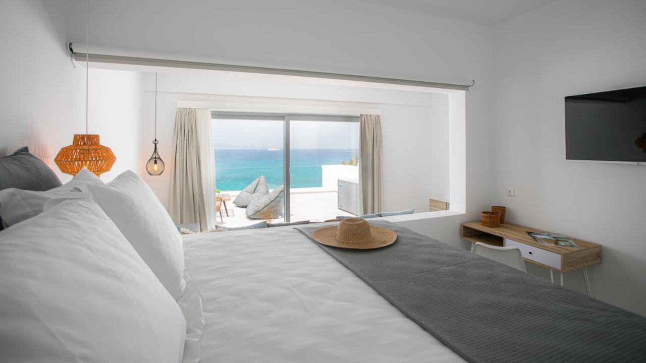 Seanfinity Beachfront Suites Mikri Vigla Exterior foto