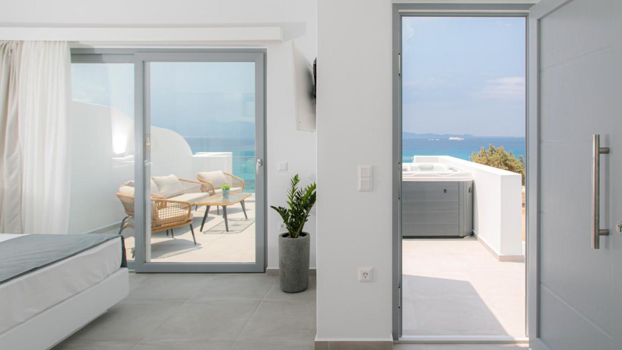 Seanfinity Beachfront Suites Mikri Vigla Exterior foto