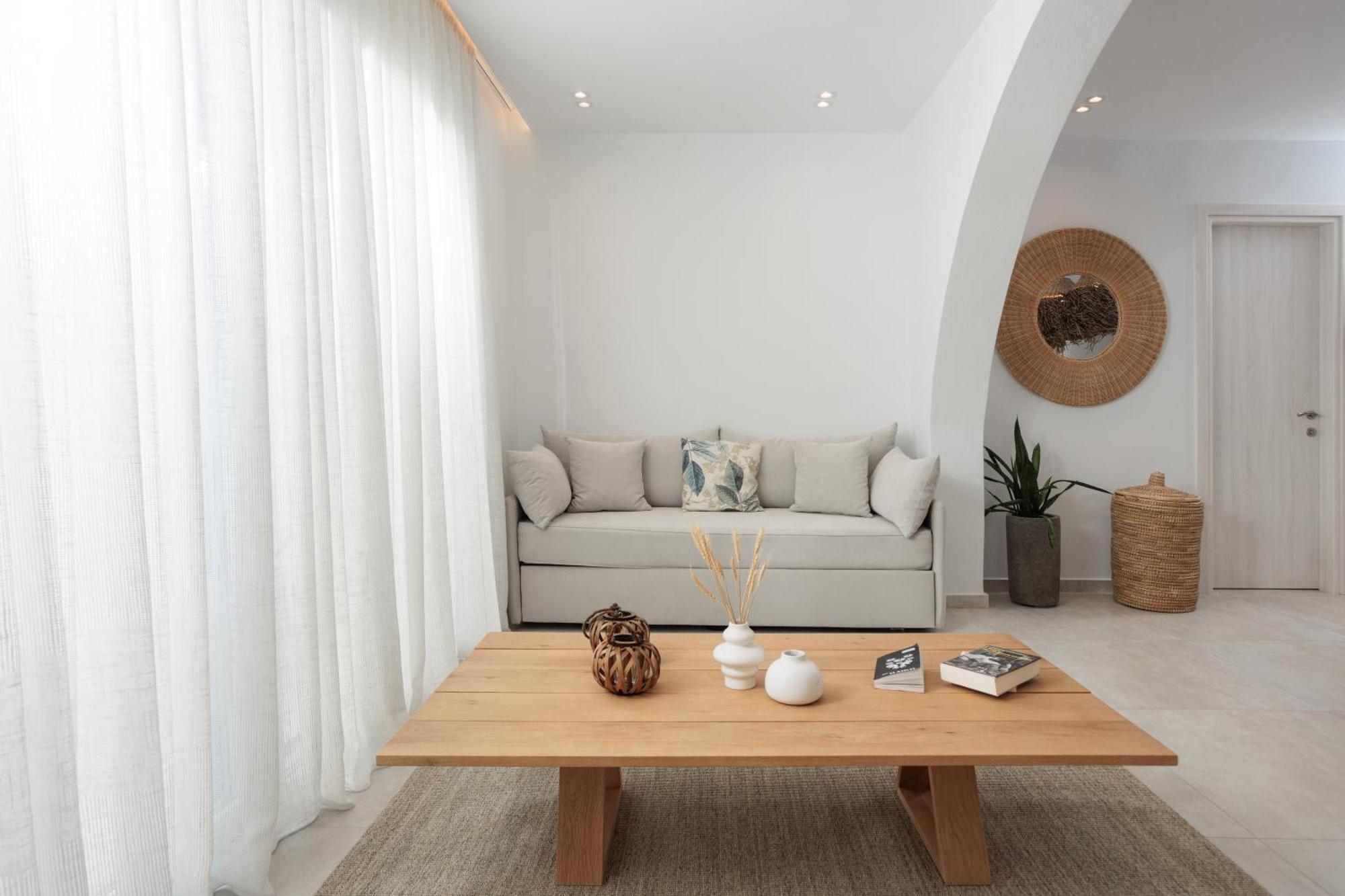 Seanfinity Beachfront Suites Mikri Vigla Cameră foto